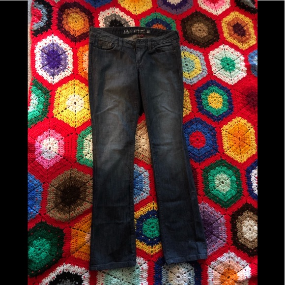 Guess Jeans - Picture 3 of 8